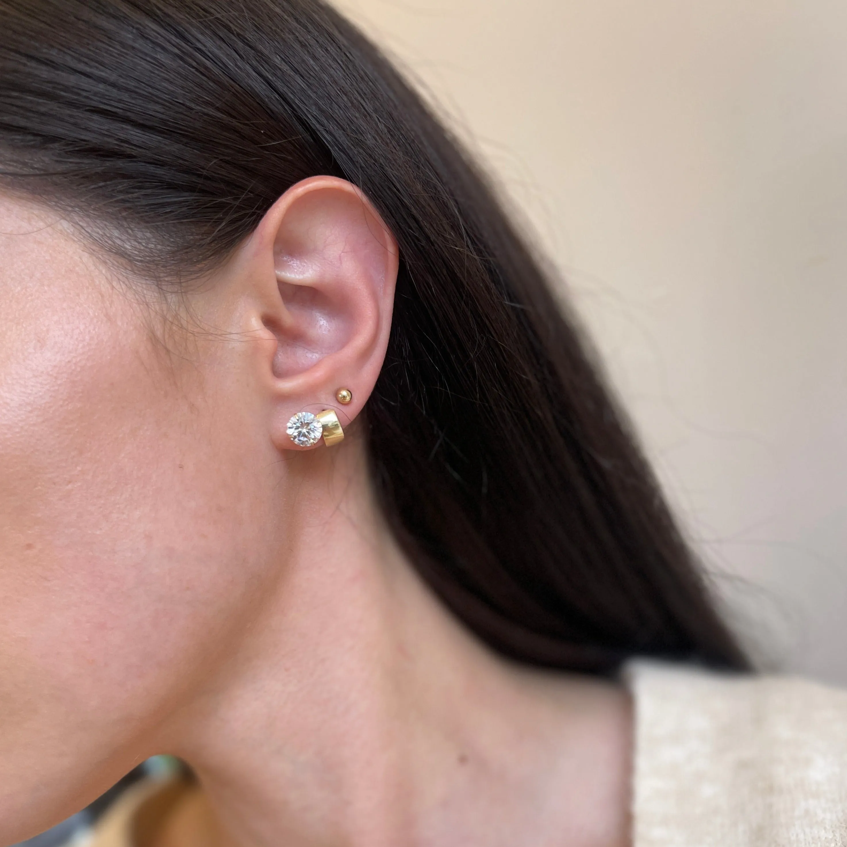 10KT Yellow Gold Round 7mm CZ Stud Earrings