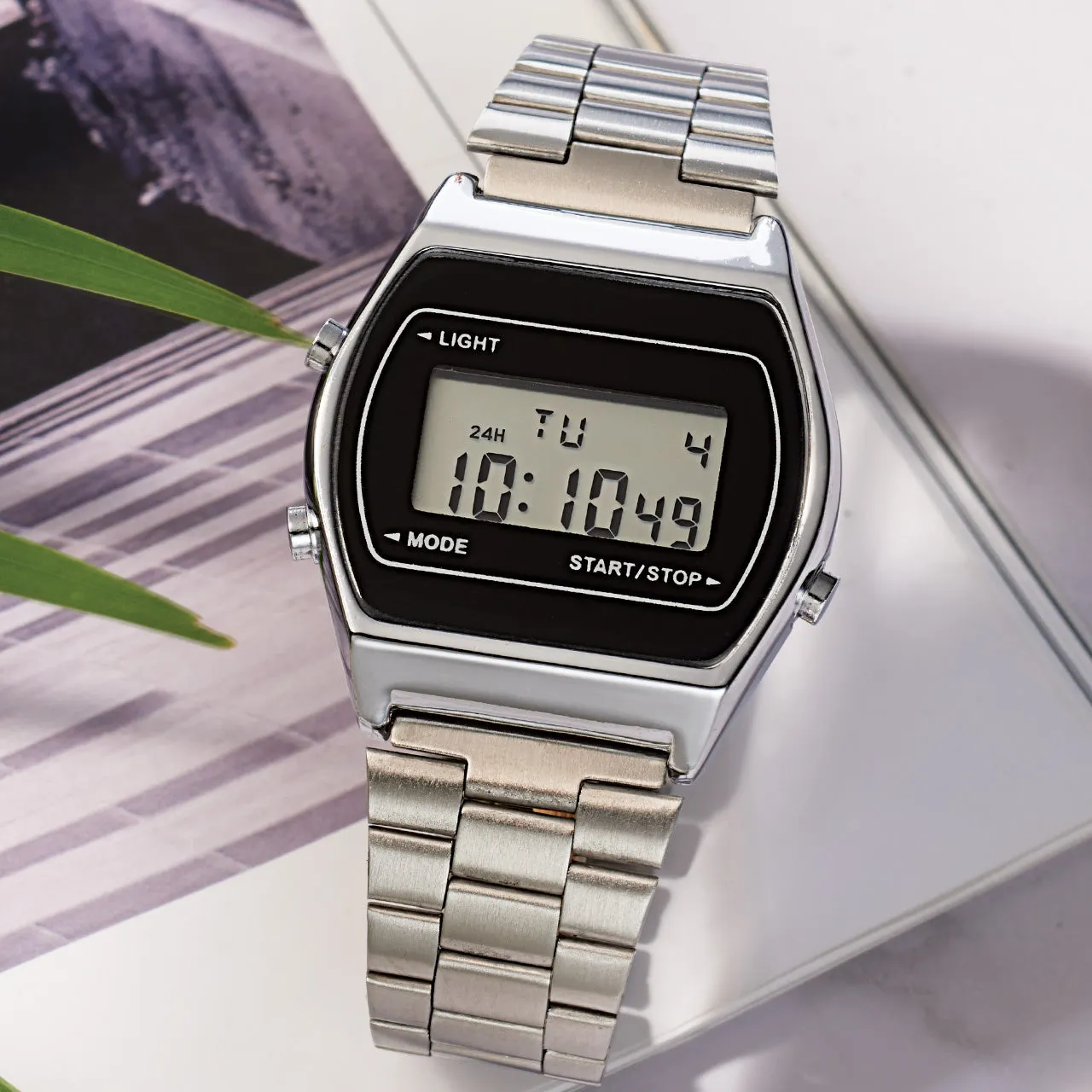 Avon JULES DIGITAL WATCH