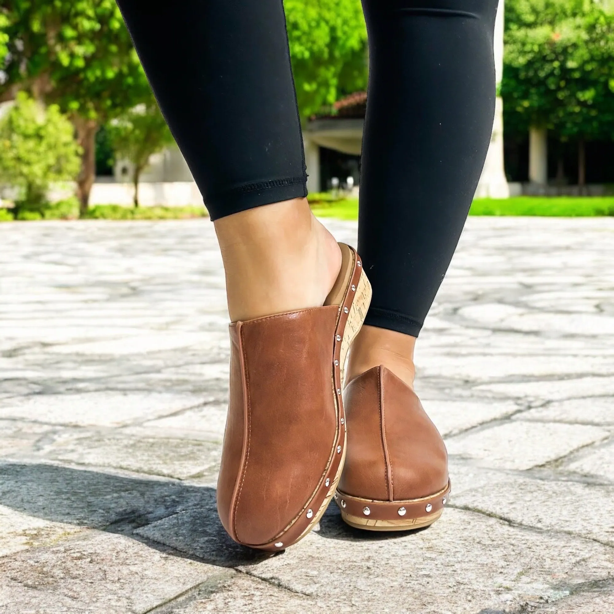 Corkys Newbie Clog