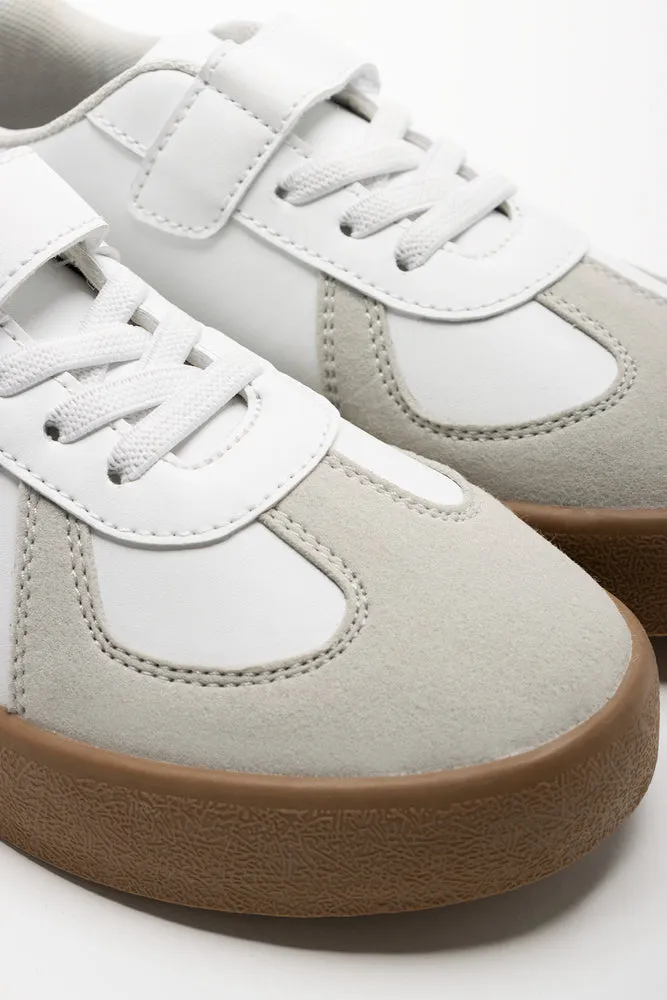 Court Sneaker White