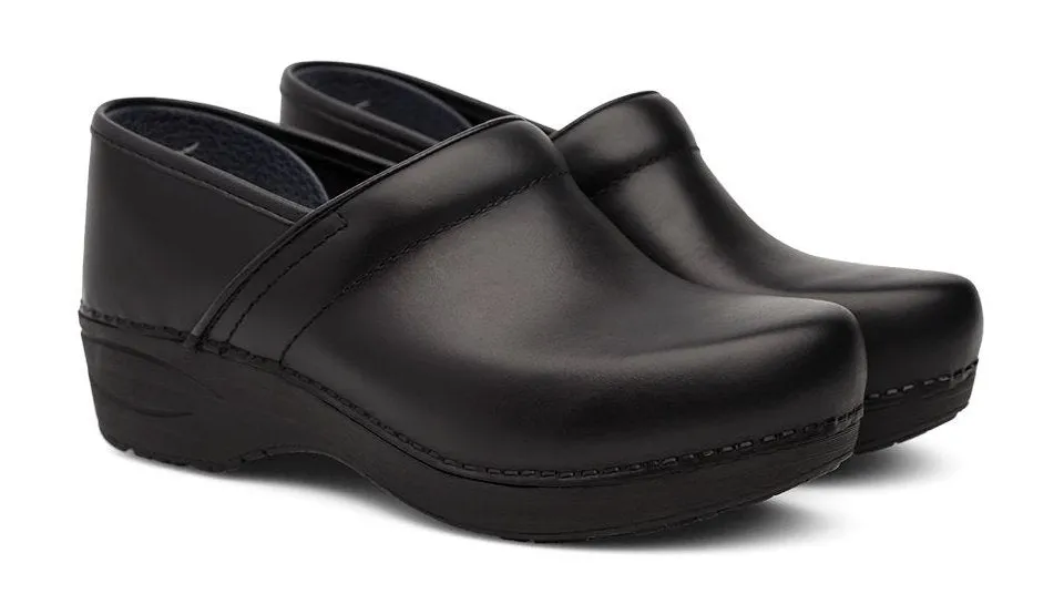 Dansko XP 2.0 Black Pull Up Leather