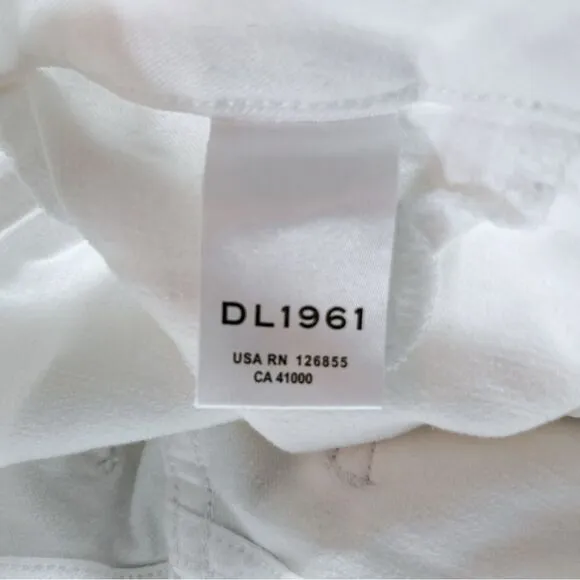 DL1961 Farrow High-Rise Skinny White Jean in Porcelain, Size 26