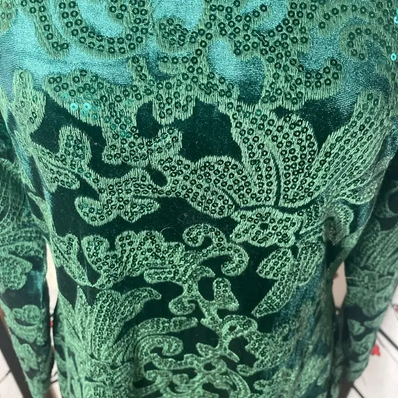 Elegant Green Patterned Dress