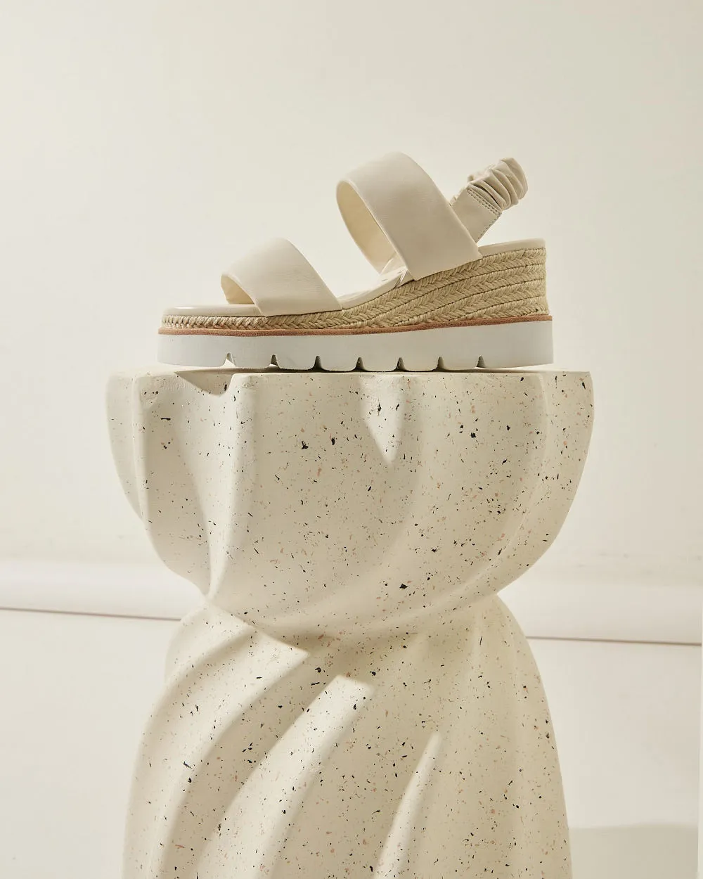 Elyson Tahiti Bone Leather Sandal