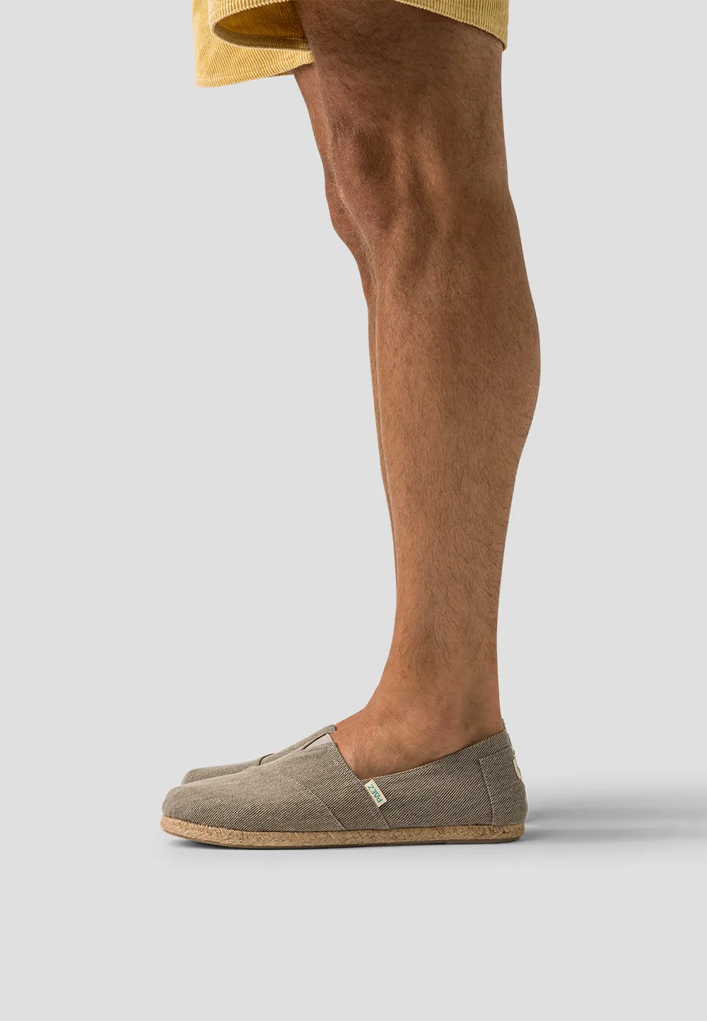 ESSENTIAL GREY
