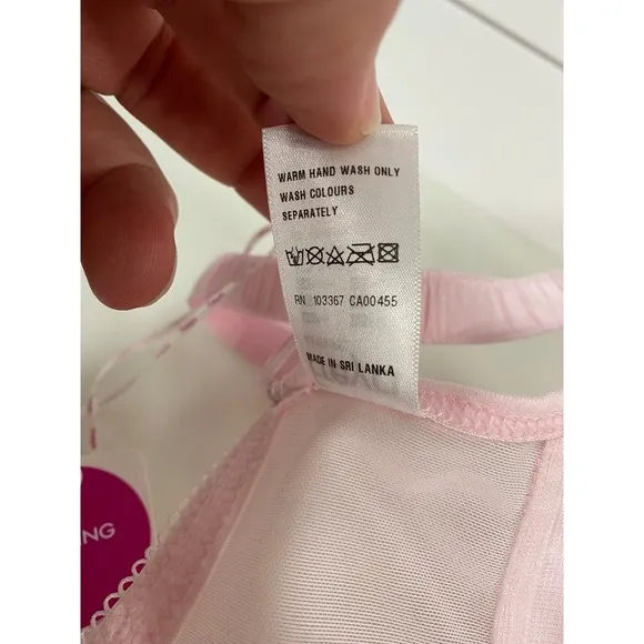 Freya womens Pure Nursing Bra sz 30L NWT Pink Underwire Support Smoothing Tshirt
