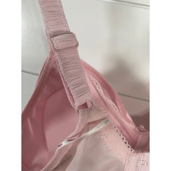 Freya womens Pure Nursing Bra sz 30L NWT Pink Underwire Support Smoothing Tshirt