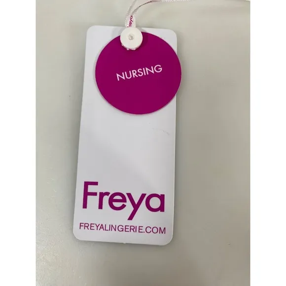 Freya womens Pure Nursing Bra sz 30L NWT Pink Underwire Support Smoothing Tshirt