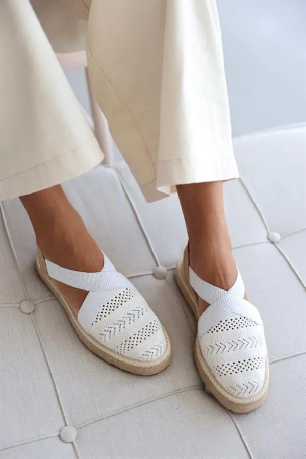 Geflochtene Espadrille-Flats mit gekreuzten Riemen für Damen
