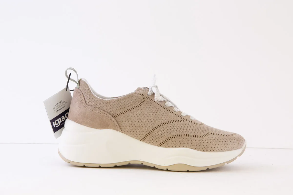 IGI & CO - 3663311 LACED WEDGE TRAINER SHOE - TAUPE
