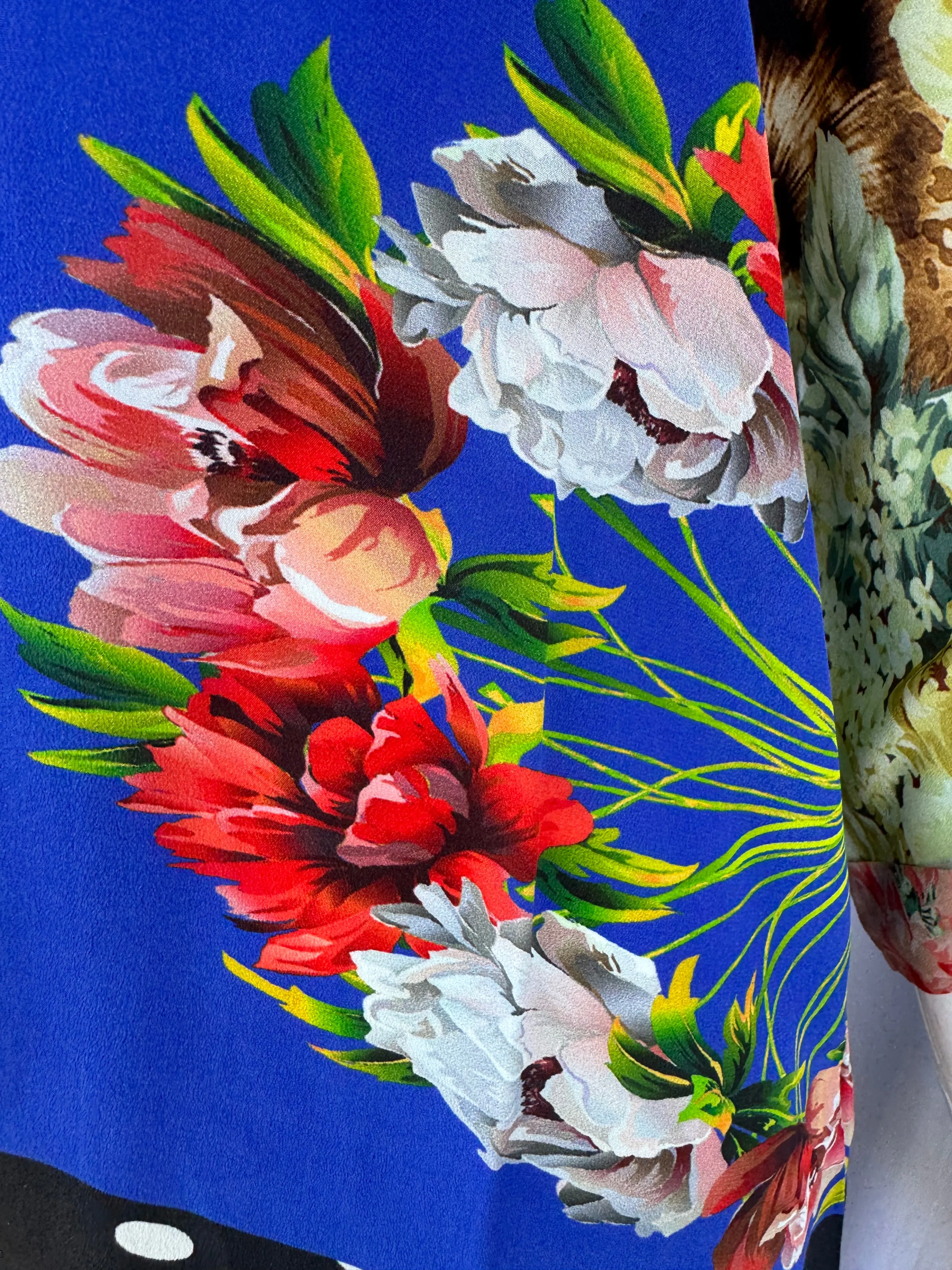 INOA Silk Perth Collection - Fish Top