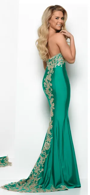 Jasz Couture 7071
