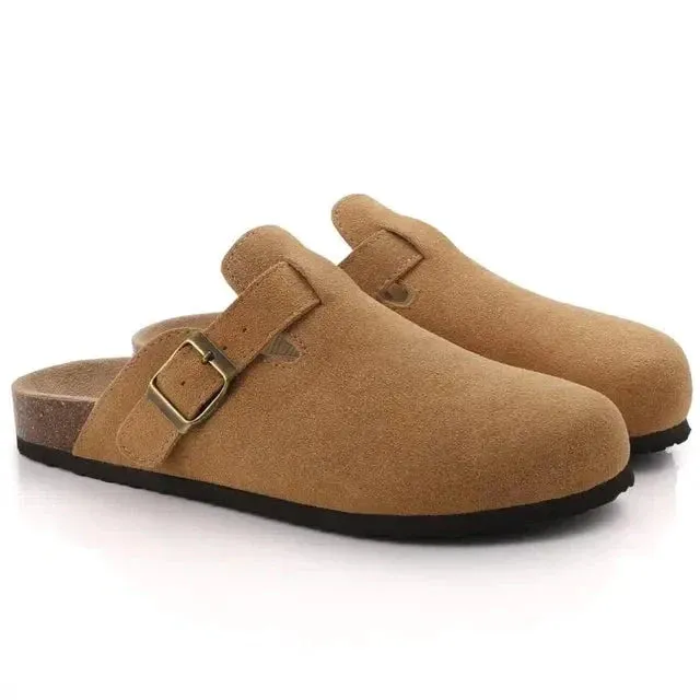 Mevario Suede Clogs