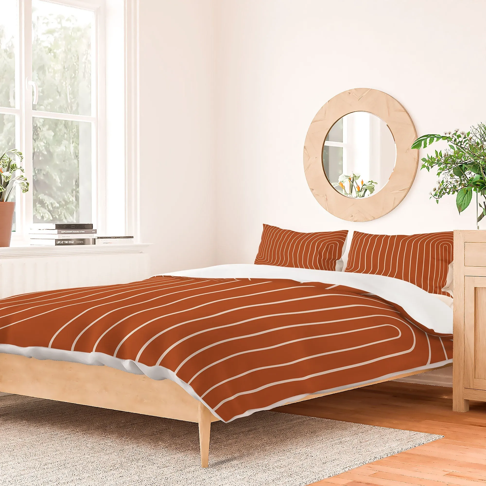 MINIMAL LINE CURVATURE CORAL DUVET / COMFORTER