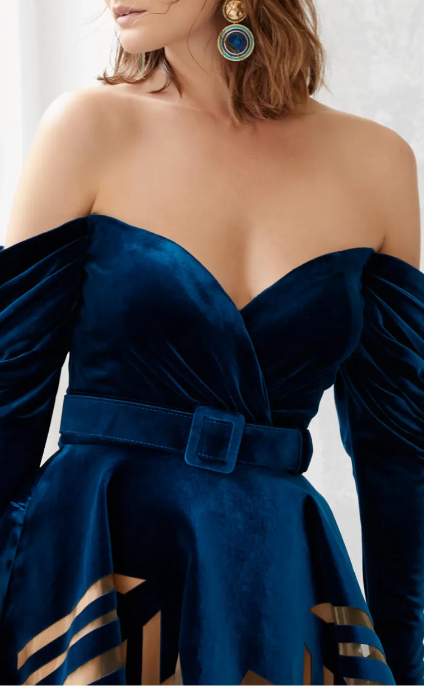 MNM Couture  M0279