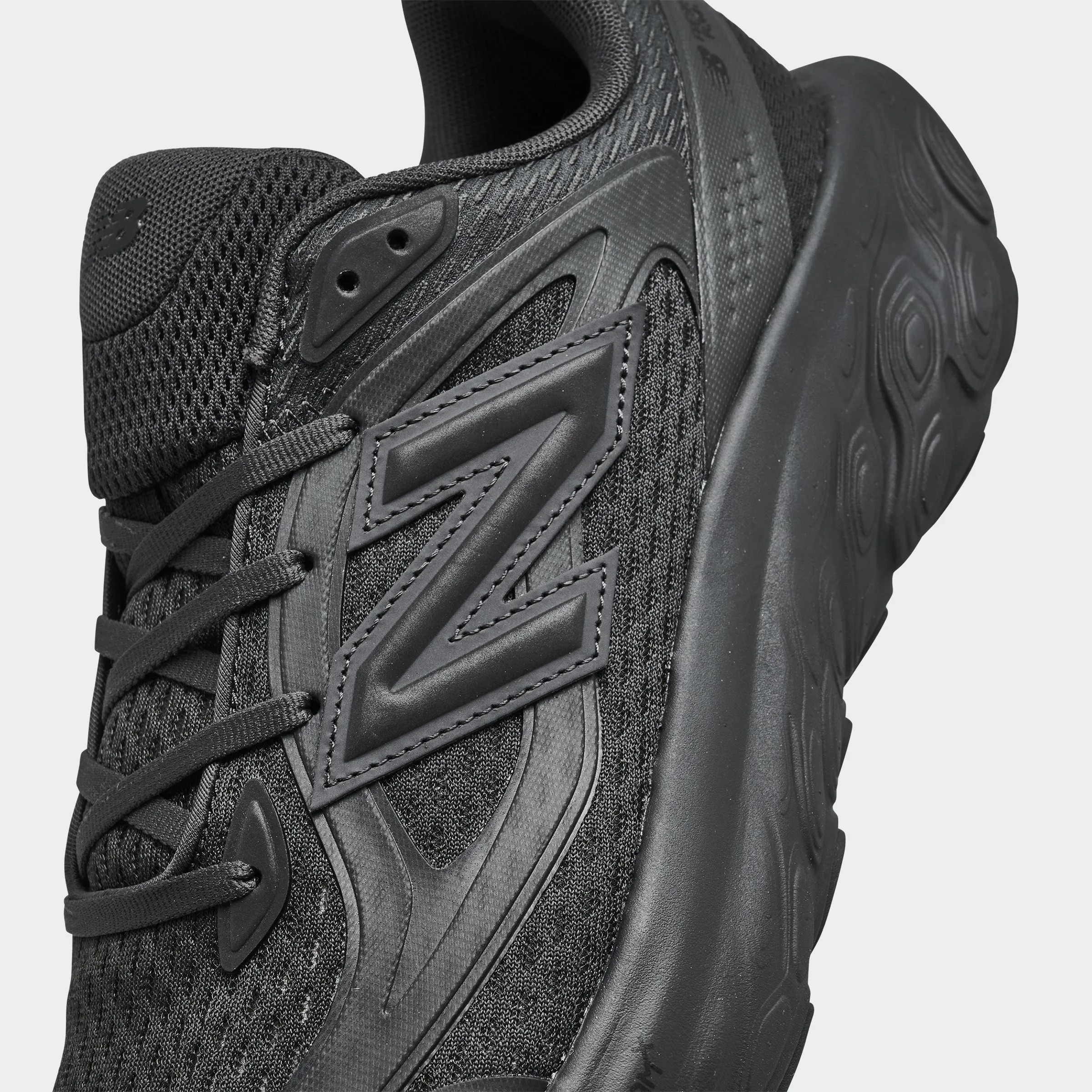 New Balance Fresh Foam Trainer Black / Grey