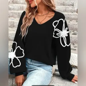 NWT Elegant V-Neck Embroidered Sweater