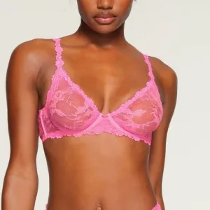 NWT SKIMS Stretch Lace Intimates Underwire Scoop Pink Sexy Lingerie Sheer Bra