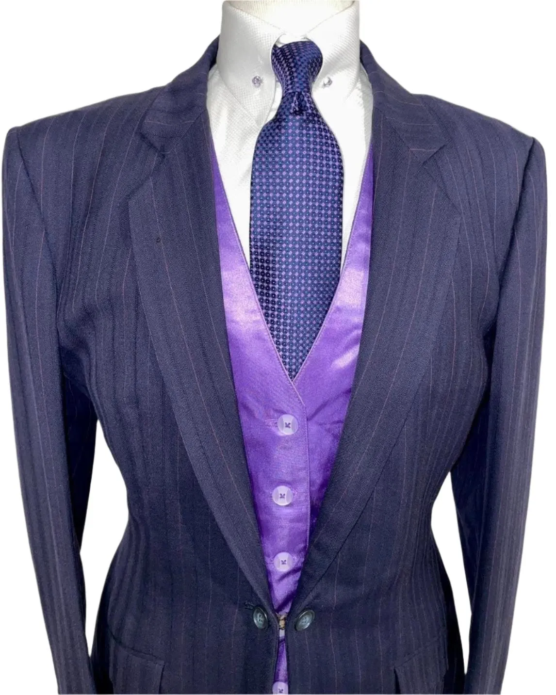 Show Season, Ladies Day Suit