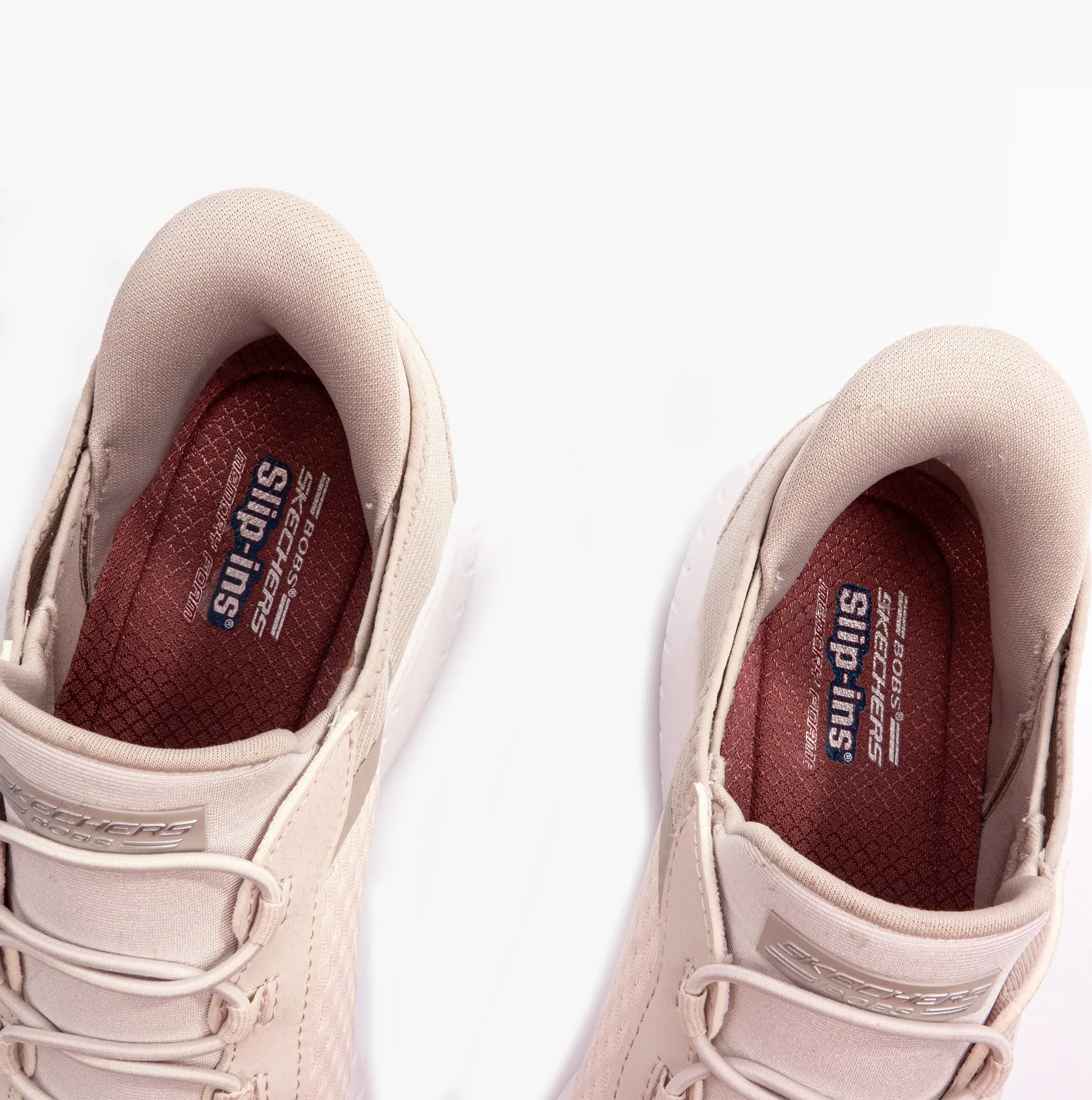 Skechers 117504/OFWT BOBS SQUAD CHAOS - IN COLOR Womens Trainers Off White