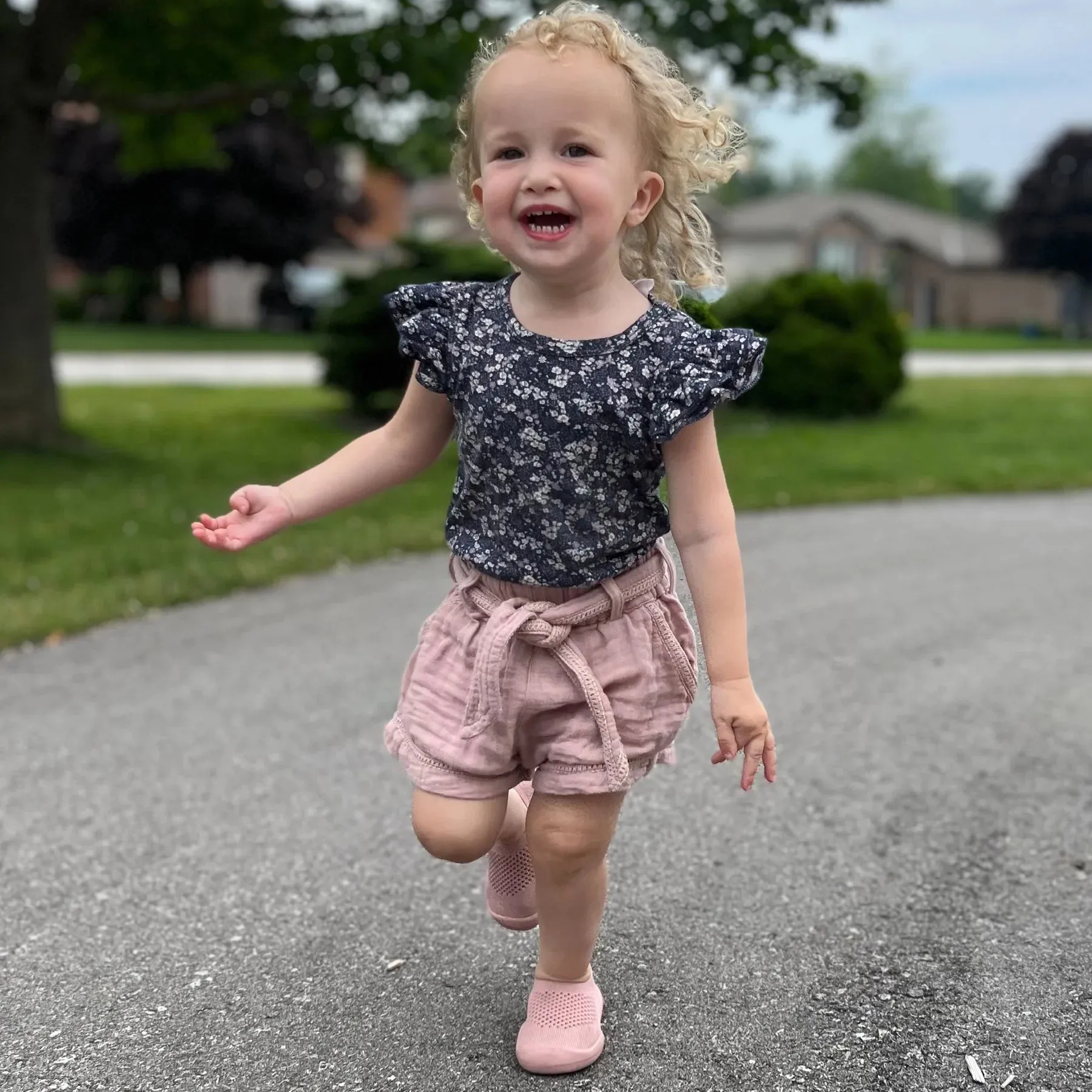 Stonz Roamer Knit Water Shoe for Babies and Toddlers