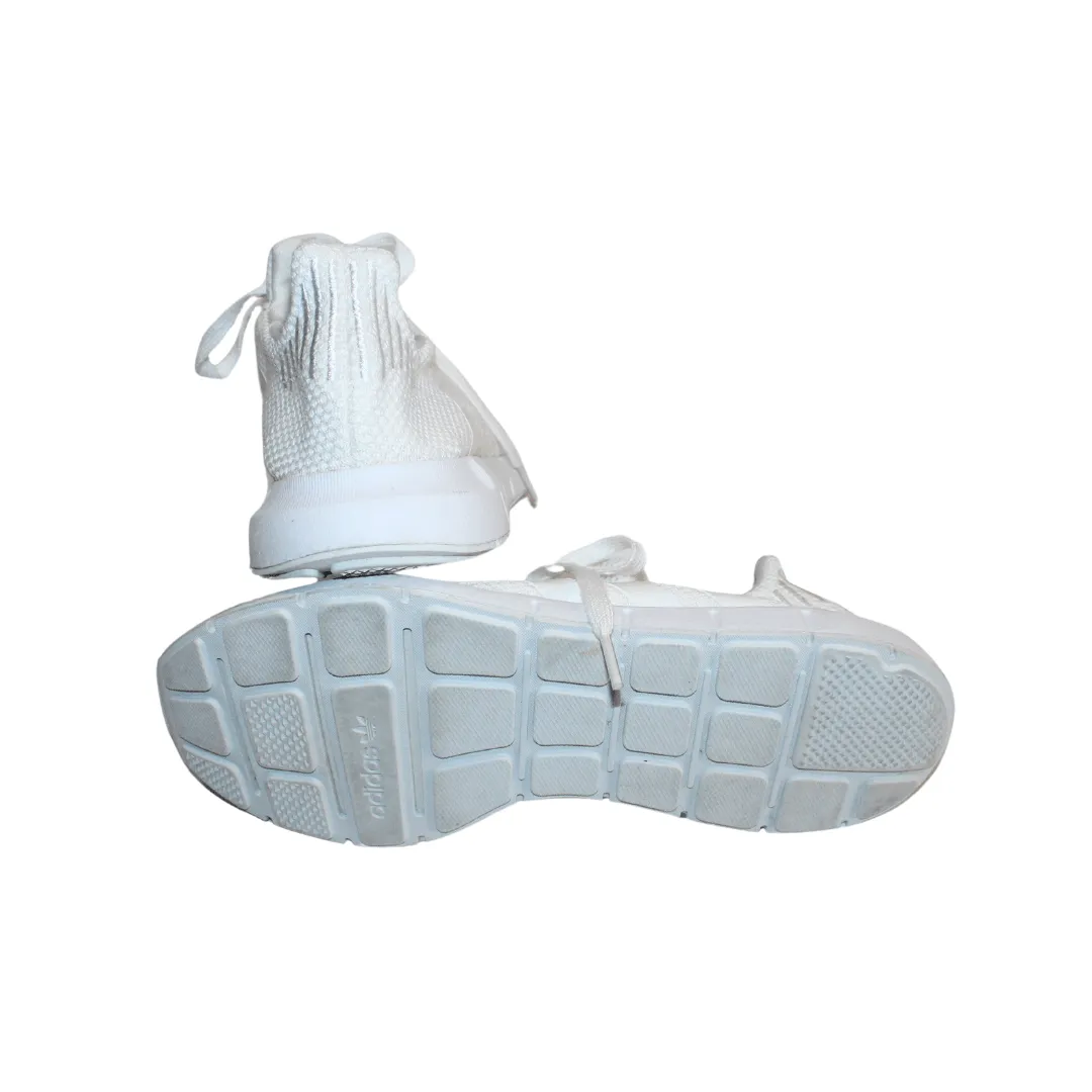 Swift Run Trainers - Non Marking Sole
