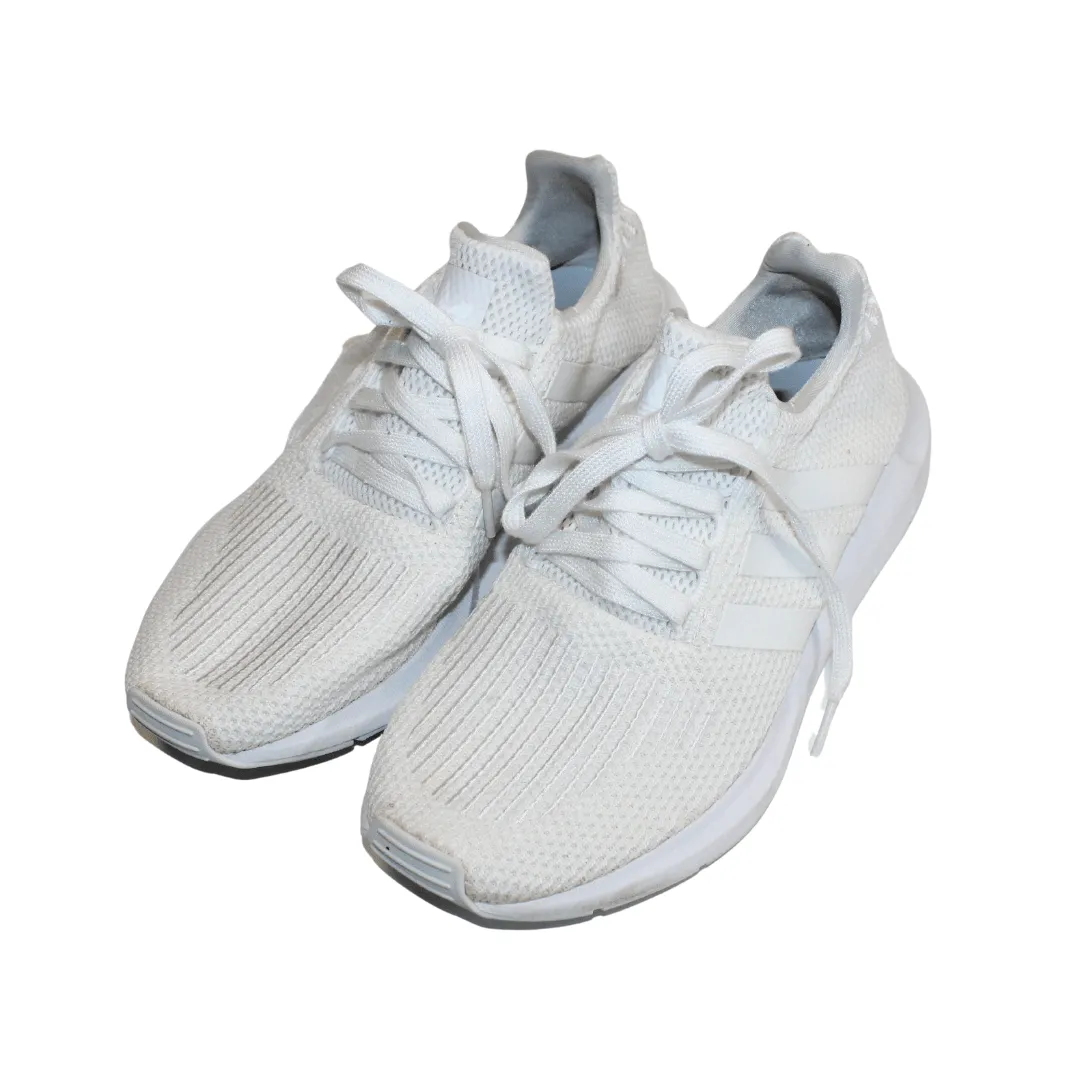 Swift Run Trainers - Non Marking Sole