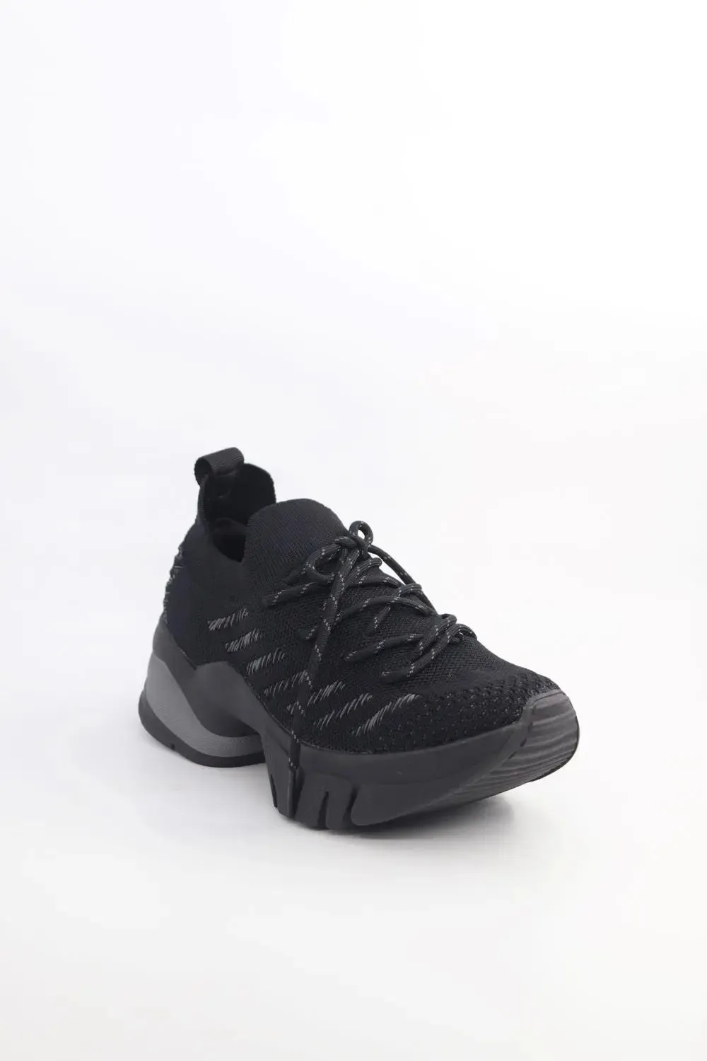 Trainer