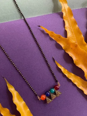 Trendy Short Gold Mangalsutra Designs Multicolor Pearls Pendant Simple Black Beads Chain